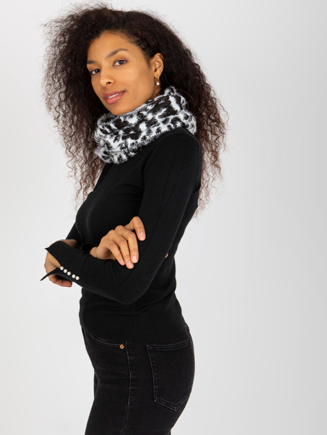 Hurtownia Biało-czarny zimowy komin damski we wzory