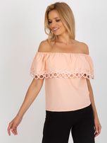 Hurt Brzoskwiniowa damska bluzka hiszpanka z koronką