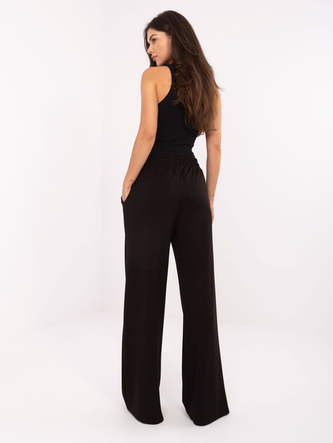 Czarne szerokie spodnie z gumką w pasie