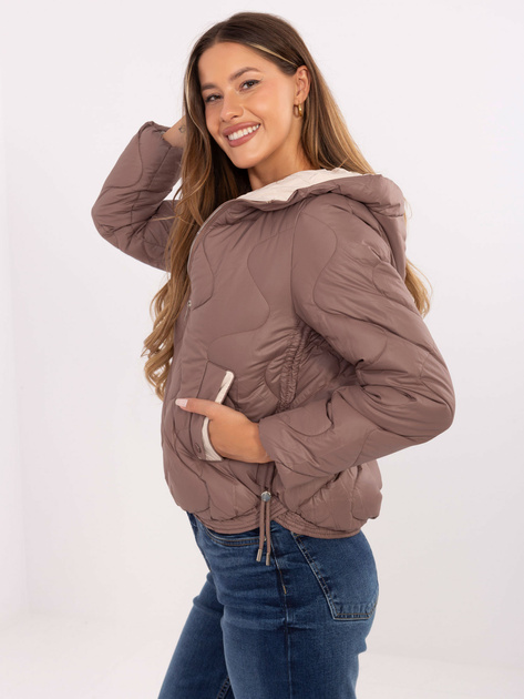 Brązowa pikowana kurtka z kapturem