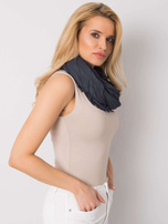 Granatowa chusta z frędzlami