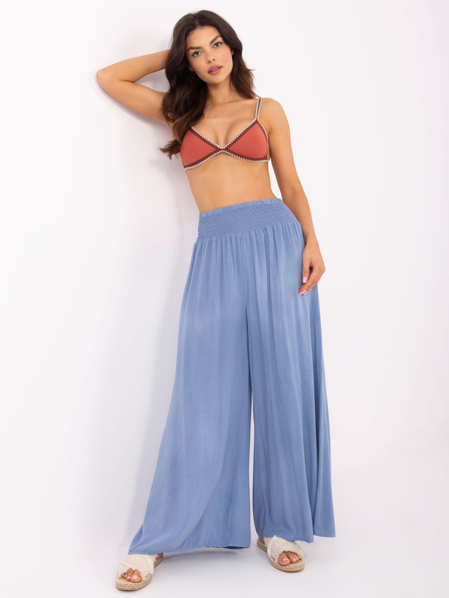Hurt Blaue weite Damenhosen aus Viskose OCH BELLA.
