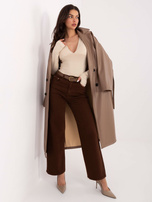 Beżowa dopasowana bluzka z głębokim dekoltem