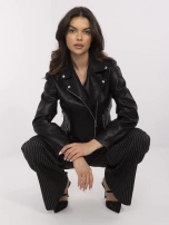 Hurtownia Czarna damska kurtka ramoneska z paskiem