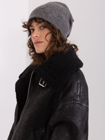 Hurt Ciemnoszara czapka zimowa z aplikacją