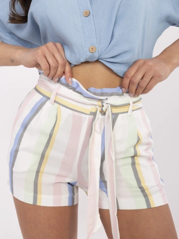 Białe szorty z wiązanym paskiem RUE PARIS