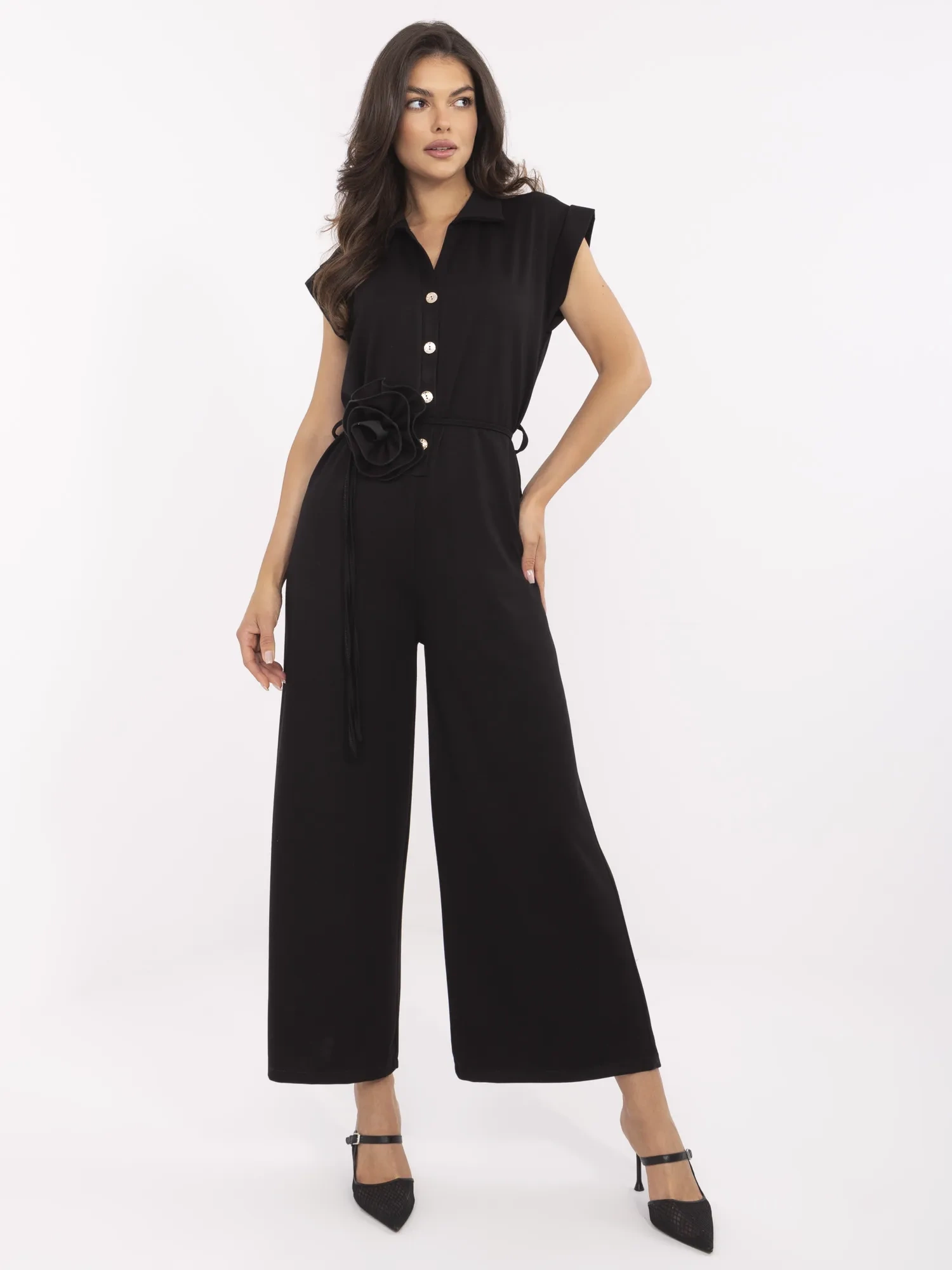 Black elegant jumpsuit with a belt.
