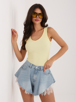 Jasnożółty top na szerokich ramiączkach RUE PARIS 