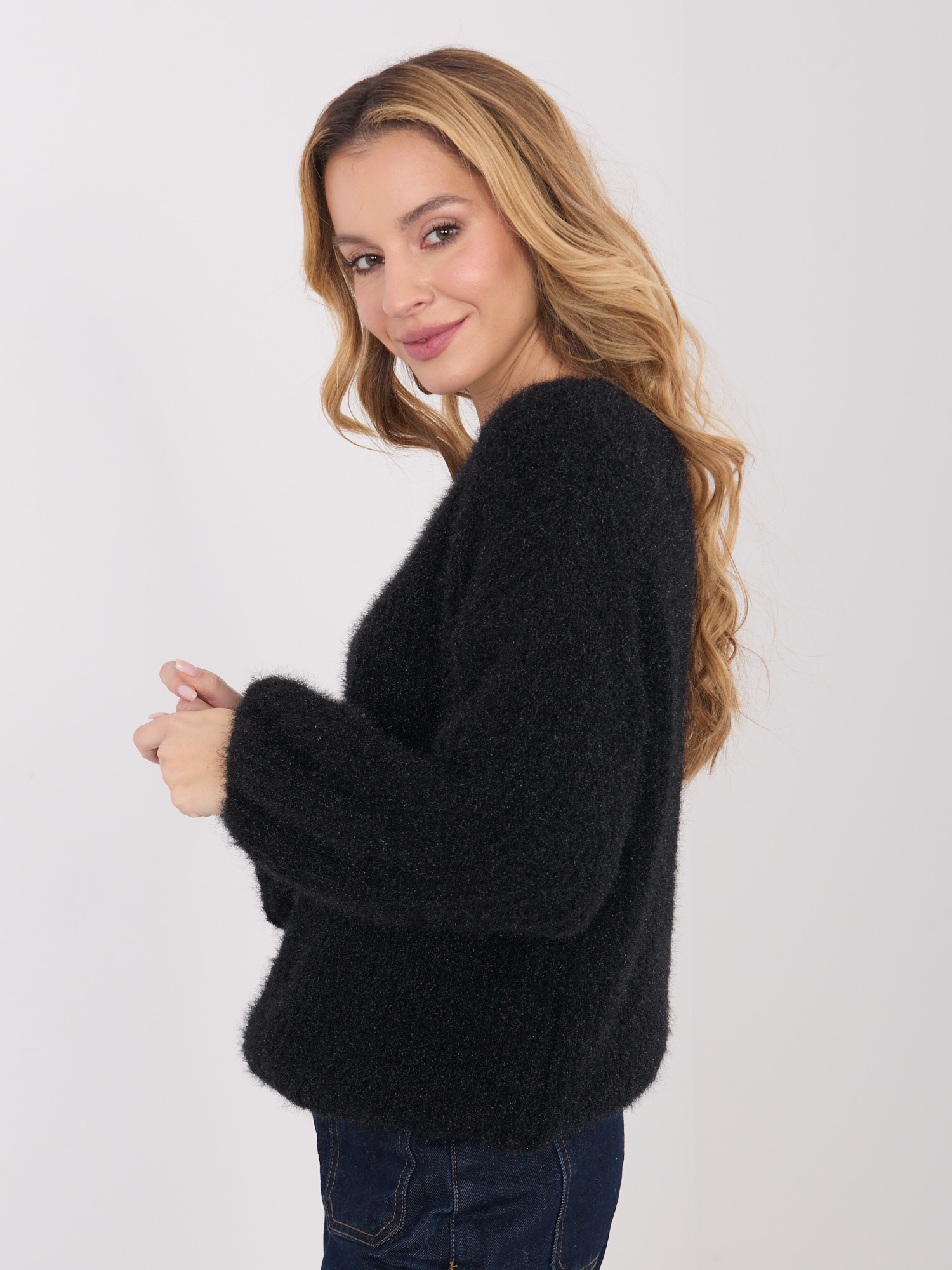 Sweter czarny