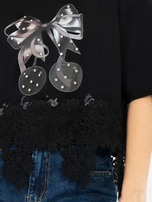 Czarna bawełniana bluzka z cyrkoniami 