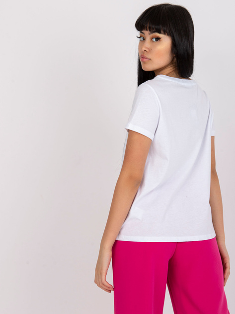 Biały t-shirt z aplikacją i napisami