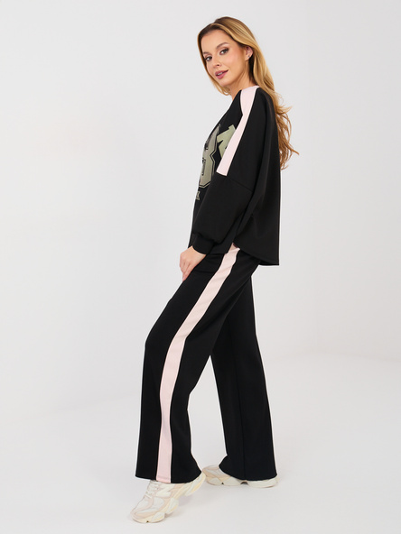 Czarne dresowe spodnie z szeroką nogawką RUE PARIS