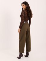 Khaki eleganckie spodnie marchewki z paskiem