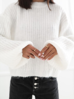 Ercu miękki sweter oversize w prążki