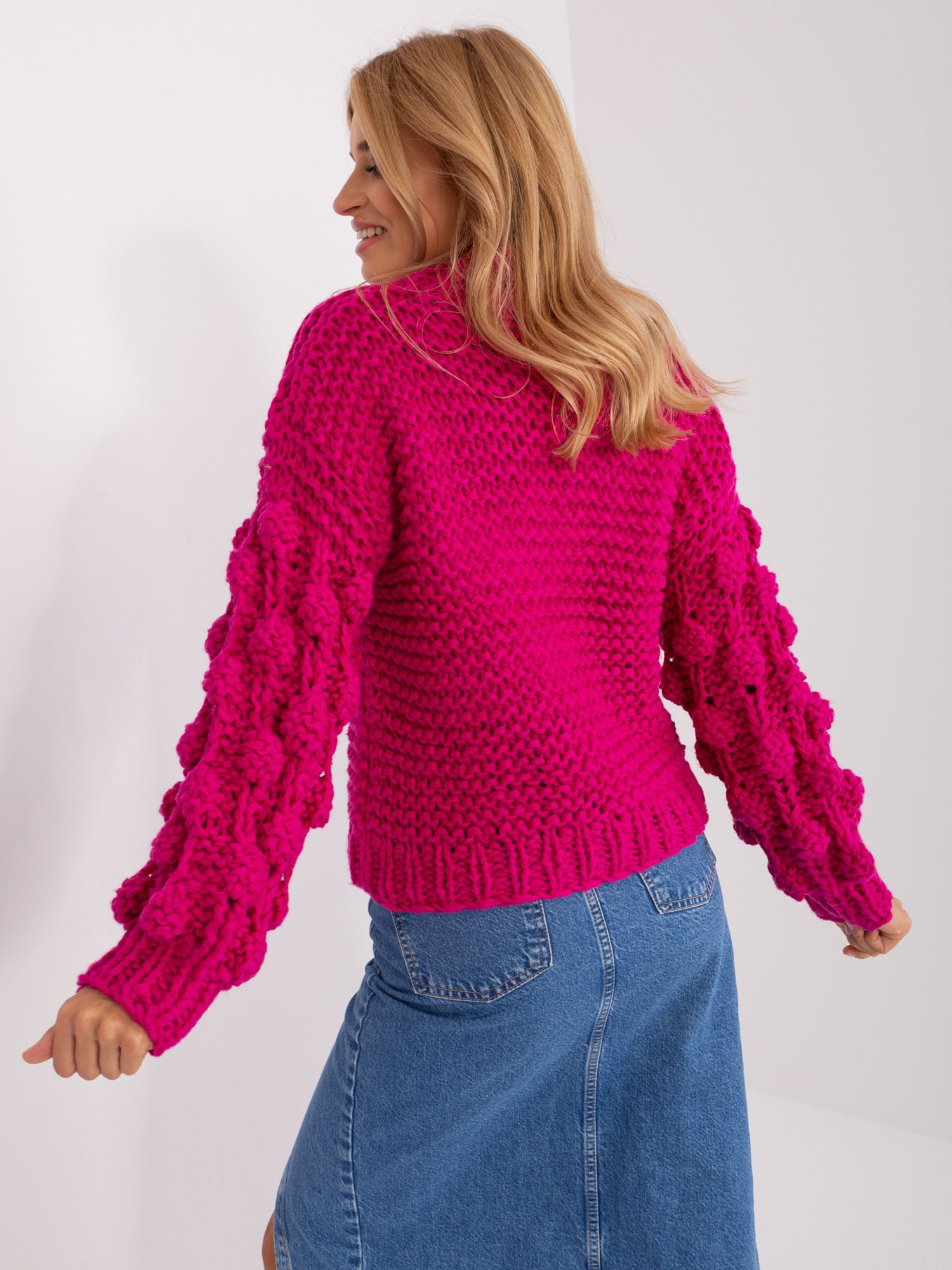 Fuchsia oversized sweater with puff sleeves