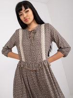 Brązowa sukienka na co dzień z rękawem 3/4 RUE PARIS 