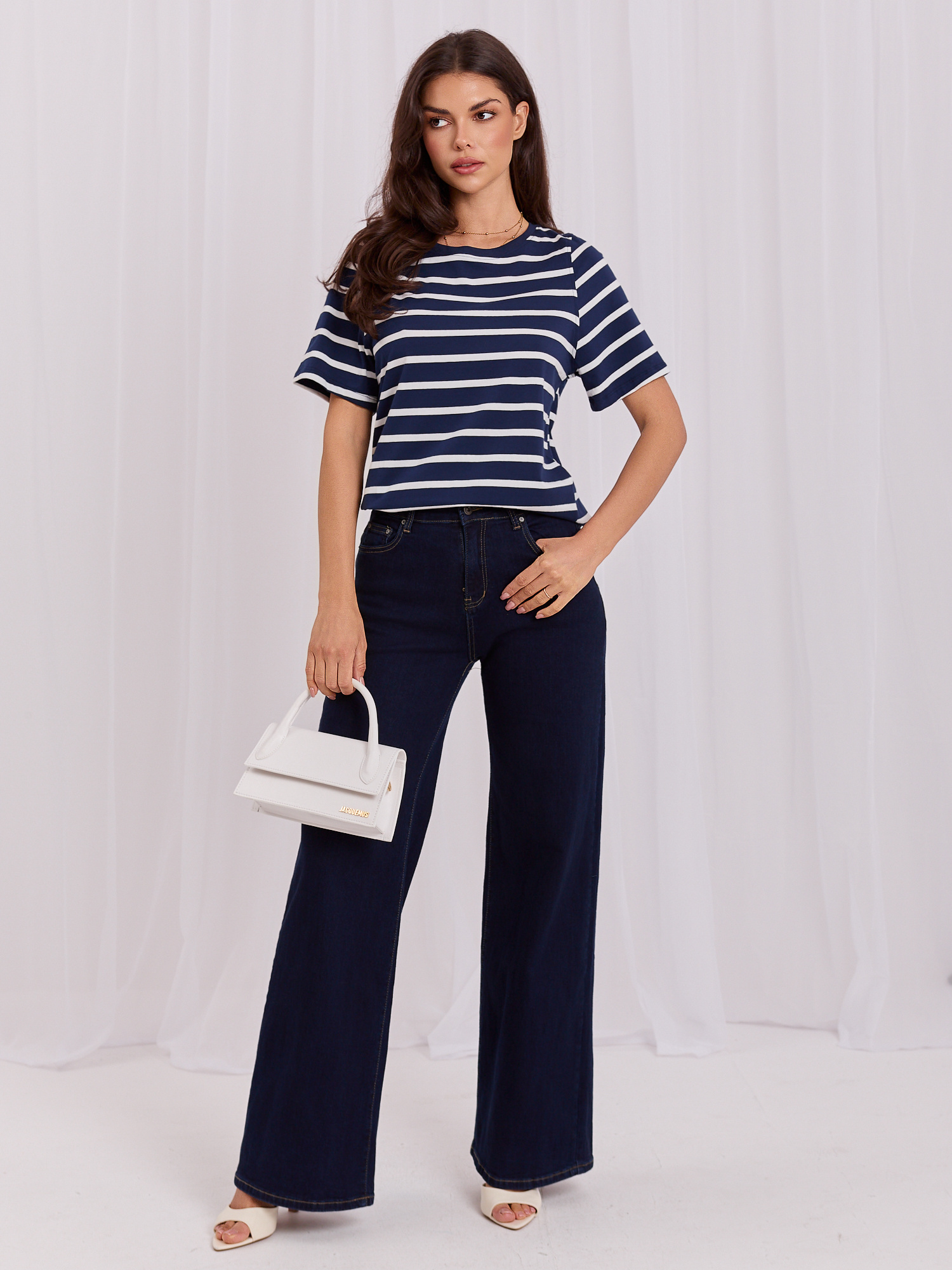 Granatowo-biały damski t-shirt basic w paski  RUE PARIS 