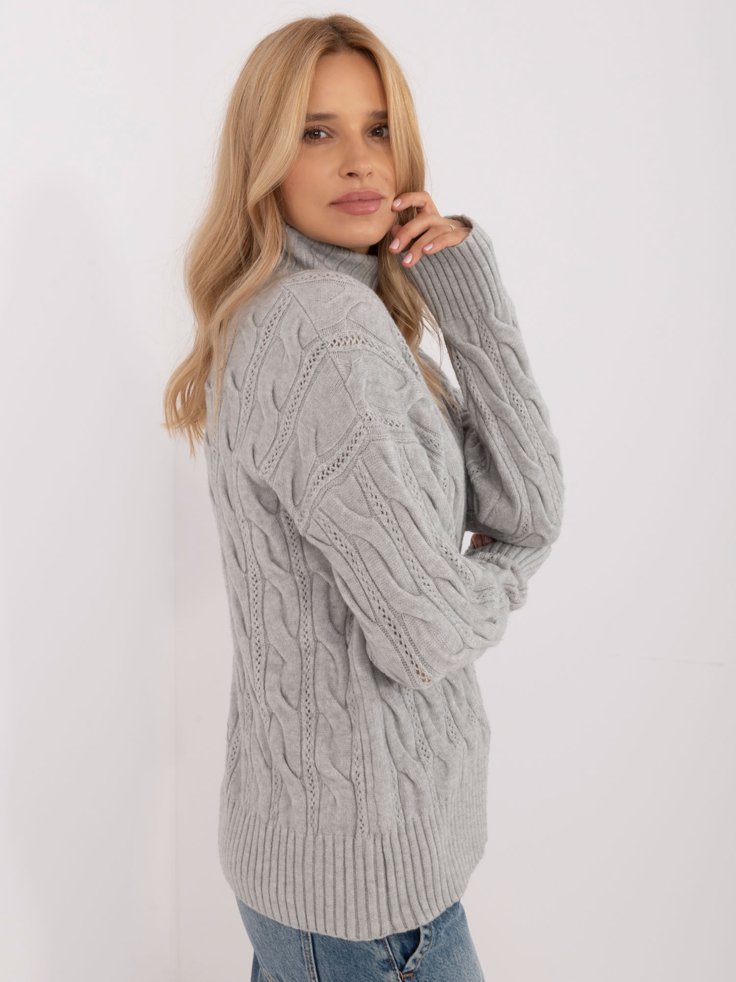 Sweter szary