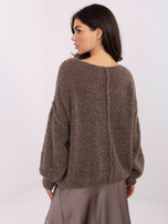 Brązowy sweter boucle z okrągłym dekoltem 
