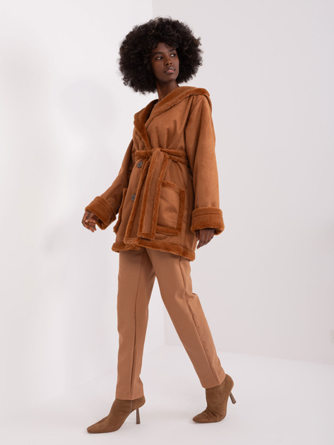 Hurt Jasnobrązowy krótki płaszcz zimowy z guzikami