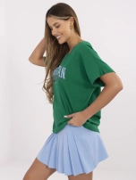 Zielony bawełniany t-shirt z napisem Manhattan 
