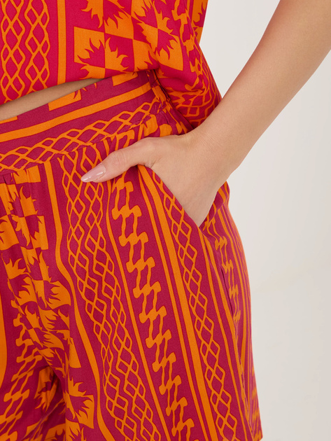 Pomarańczowe letnie szorty we wzory SUBLEVEL