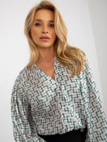 Hurt Biało-beżowa koszula z nadrukiem z imitacji satyny