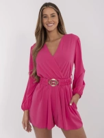 Fuksjowy krótki kombinezon z kopertowym dekoltem