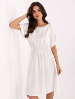 Biała rozkloszowana sukienka na lato