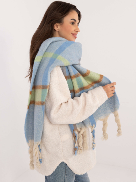 Hurtownia Jasnoniebieski ciepły szal w kratę