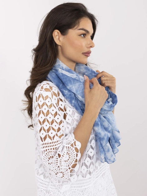 Niebieska chusta z dodatkiem wiskozy