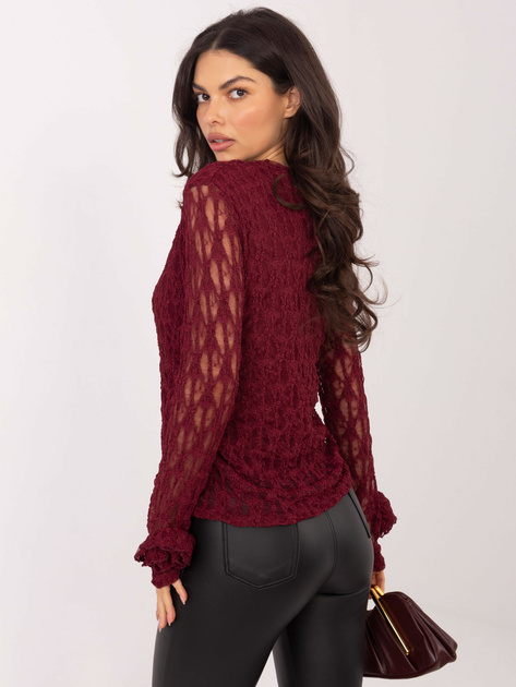 Burgundowa dopasowana bluzka z koronką