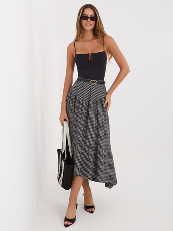 Czarna midi spódnica na lato