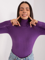 Hurtownia Ciemnofioletowy dopasowany sweter z golfem  