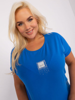 ciemny niebieski