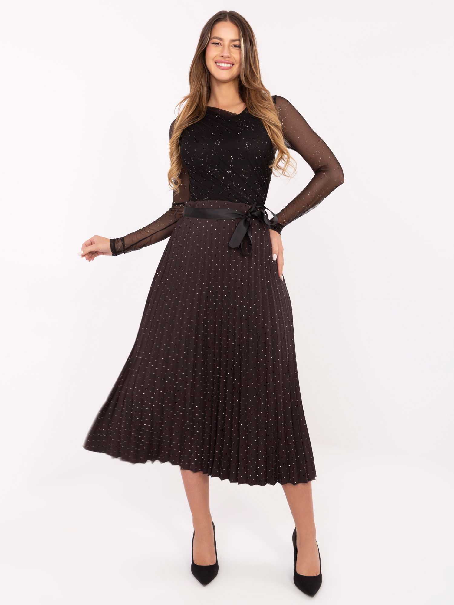 Chocolate pleated skirt with belt RUE PARIS.