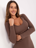 Brązowa prążkowana sukienka basic RUE PARIS 