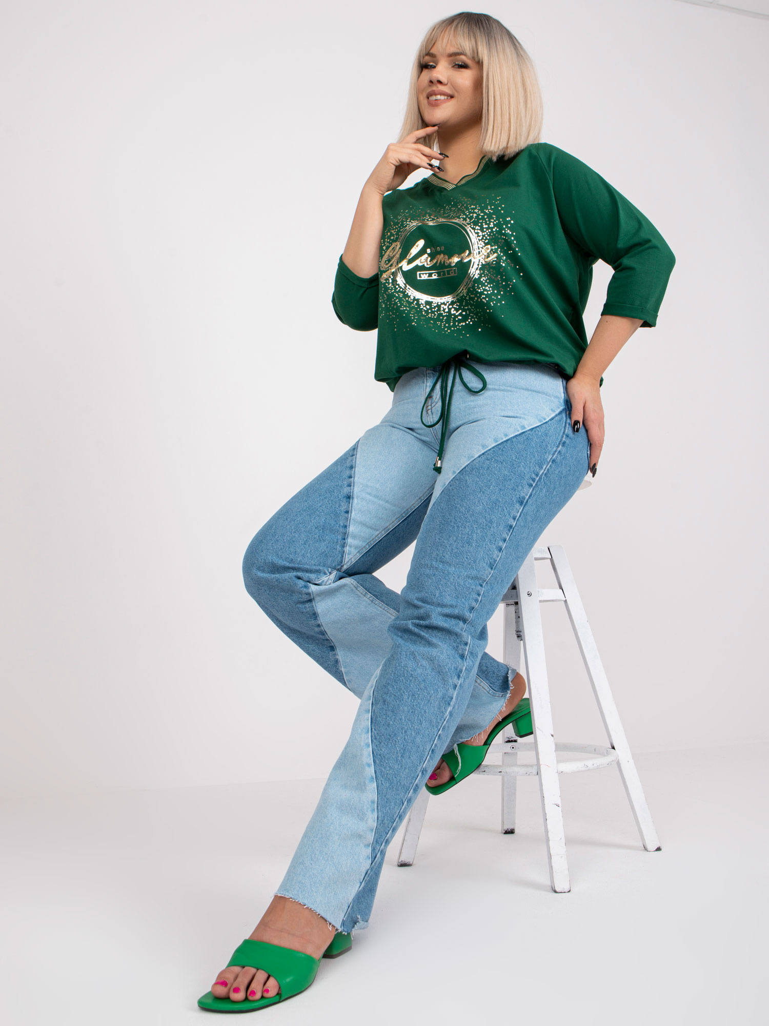 Tmavě zelená blůza plus size se stahováním Maileen.