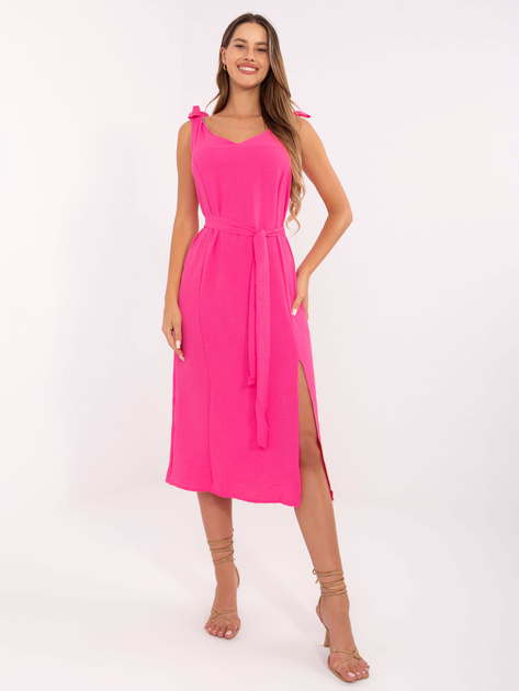 Różowa midi sukienka z rozcięciem RUE PARIS