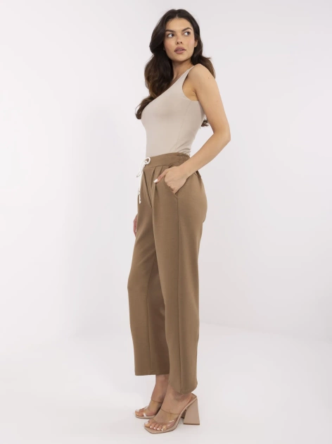 Ecru dresowe spodnie basic z wiązaniem