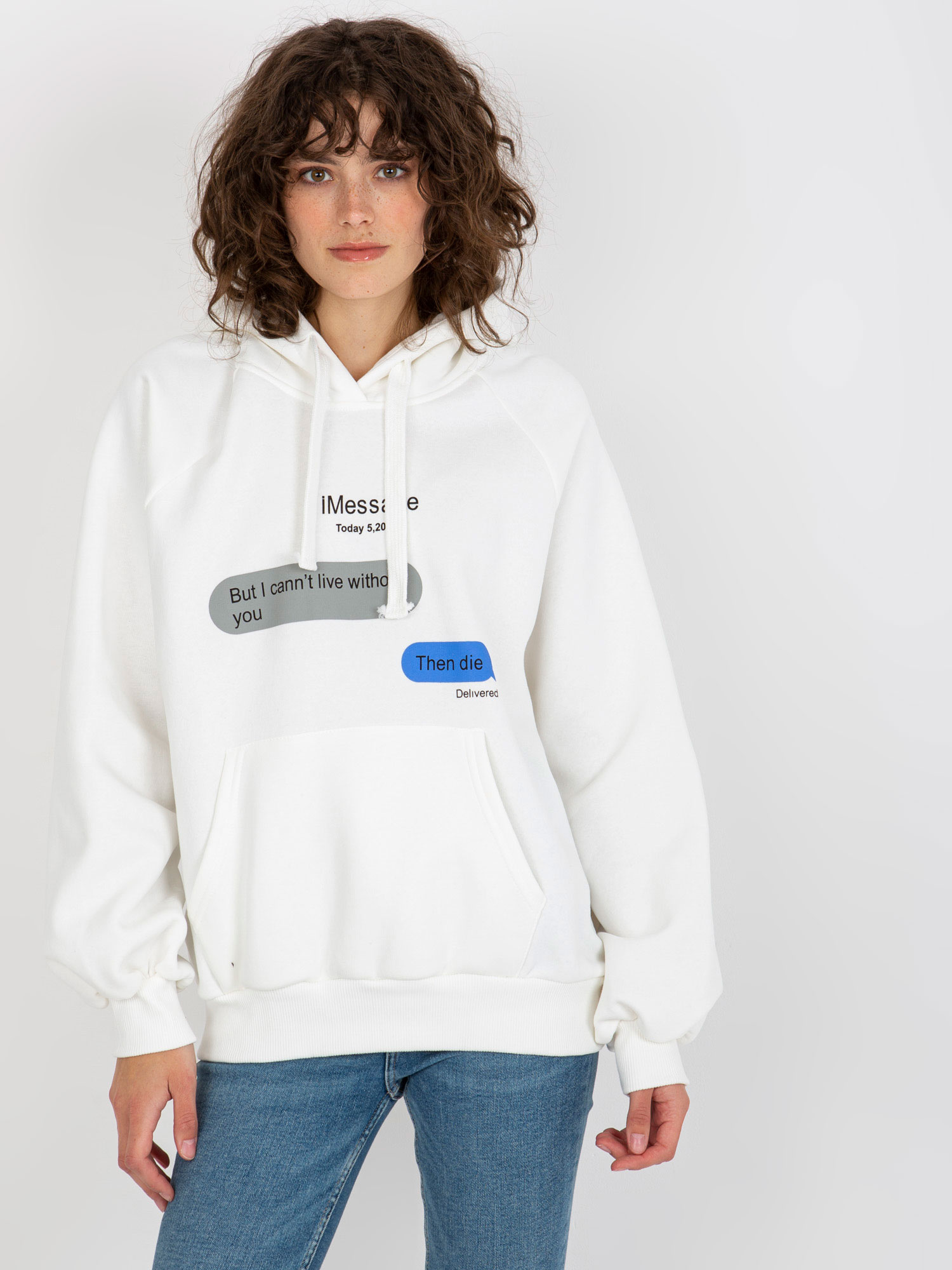 Jasnoróżowa dresowa bluza z nadrukiem oversize