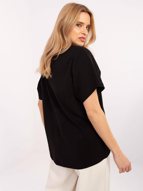 Hurt Czarny damski t-shirt oversize z aplikacjami