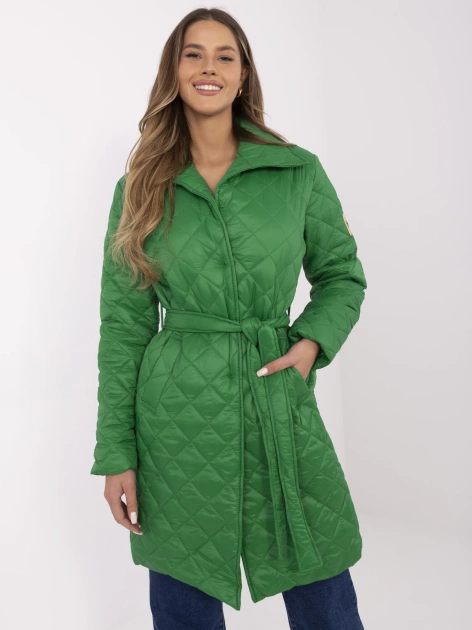 Hurt Zielony pikowany płaszcz damski z paskiem