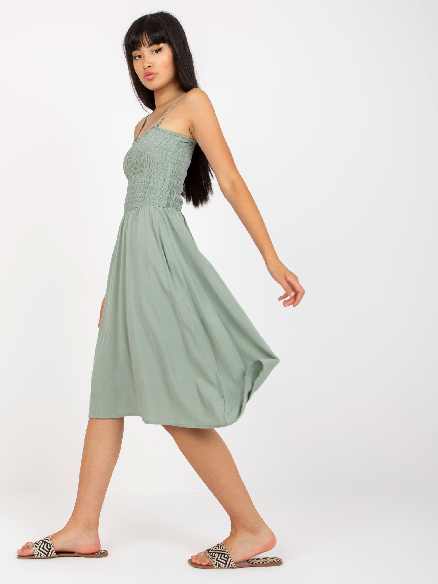 Hurtownia online Khaki midi sukienka na ramiączkach FRESH MADE 