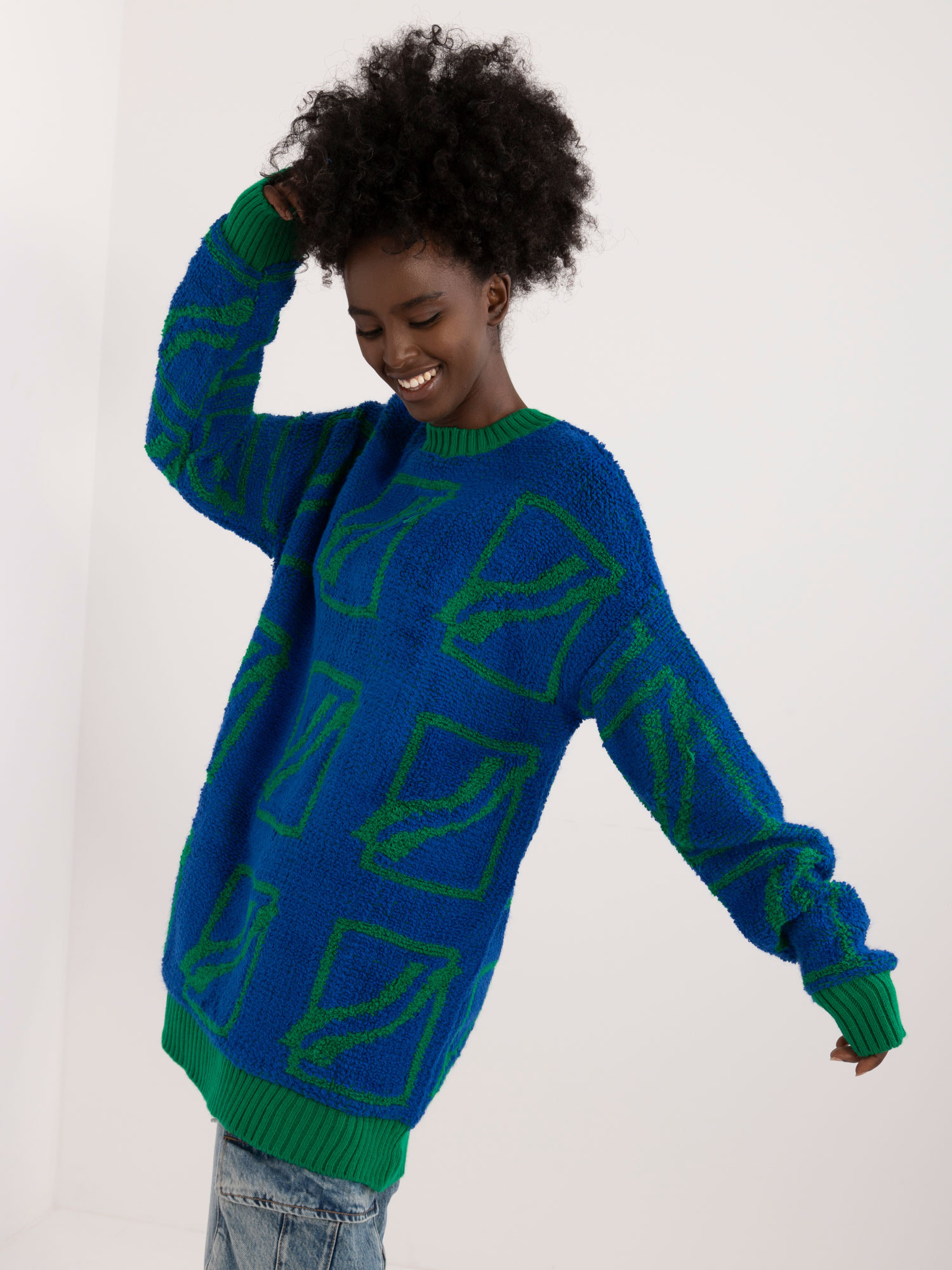 Sweter ciemny niebieski