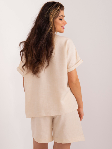 Hurt Jasnobeżowy letni komplet damski z rozpinaną bluzką