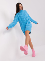 Hurt Niebieska sukienka dzianinowa z warkoczami  