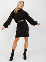 Hurtownia Czarny dresowy komplet basic ze spódnicą Emilie