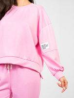 Pastelowy różowy dwuczęściowy komplet z naszywką