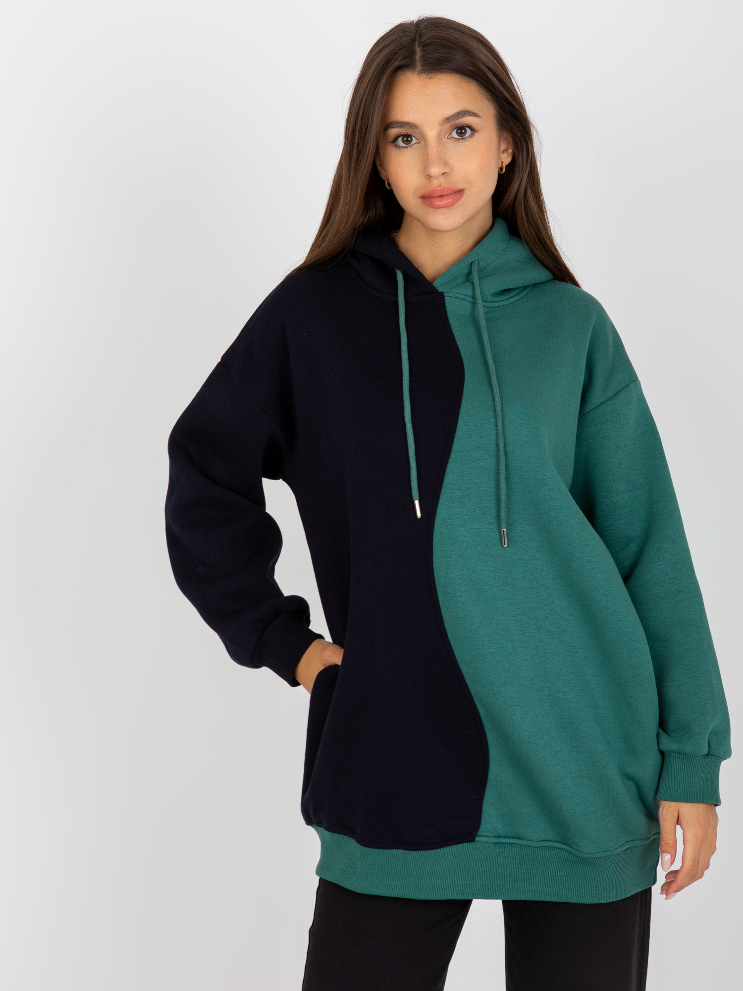 Czarno-zielona bluza damska basic z kapturem RUE PARIS